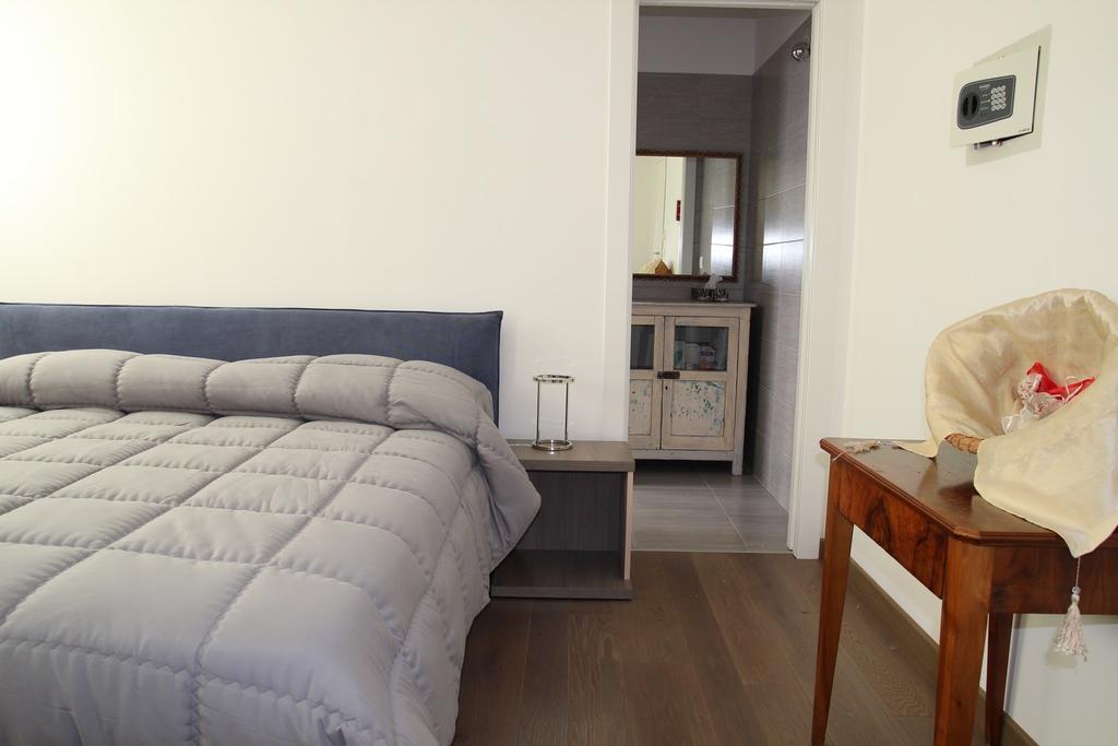 Suite Rosso & Nero Lecce Exterior photo